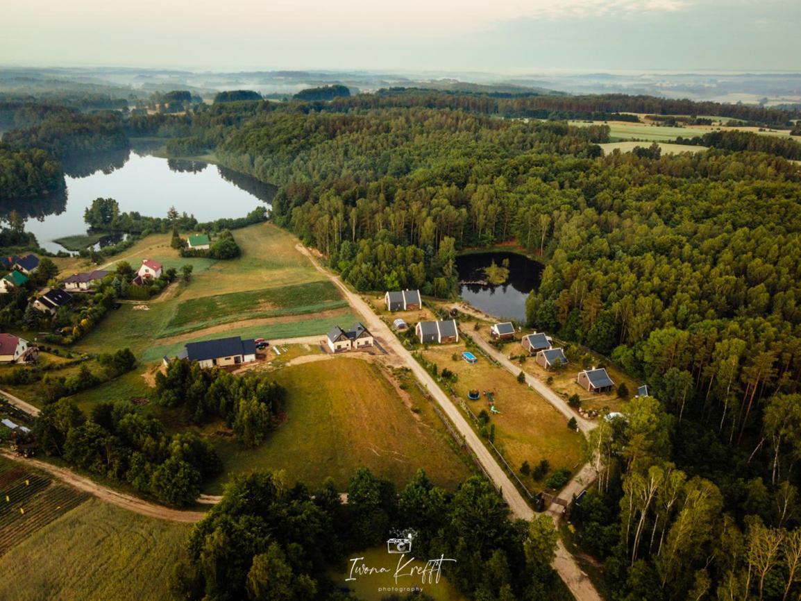Osada Skoczkowo Komfortowe Domki Z Jacuzzi Nad Jeziorem- Sauna- Balia- Prywatny Staw Wedkarski Podiazy Buitenkant foto