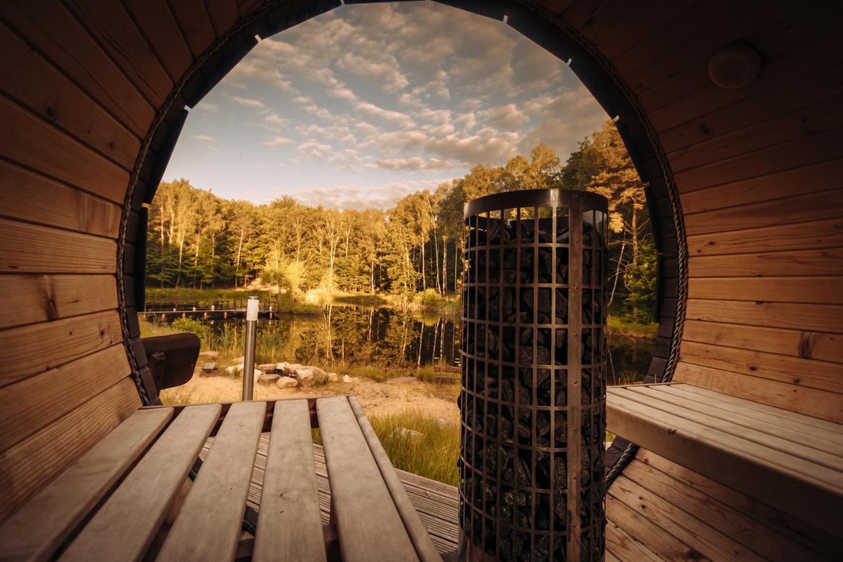 Osada Skoczkowo Komfortowe Domki Z Jacuzzi Nad Jeziorem- Sauna- Balia- Prywatny Staw Wedkarski Podiazy Buitenkant foto