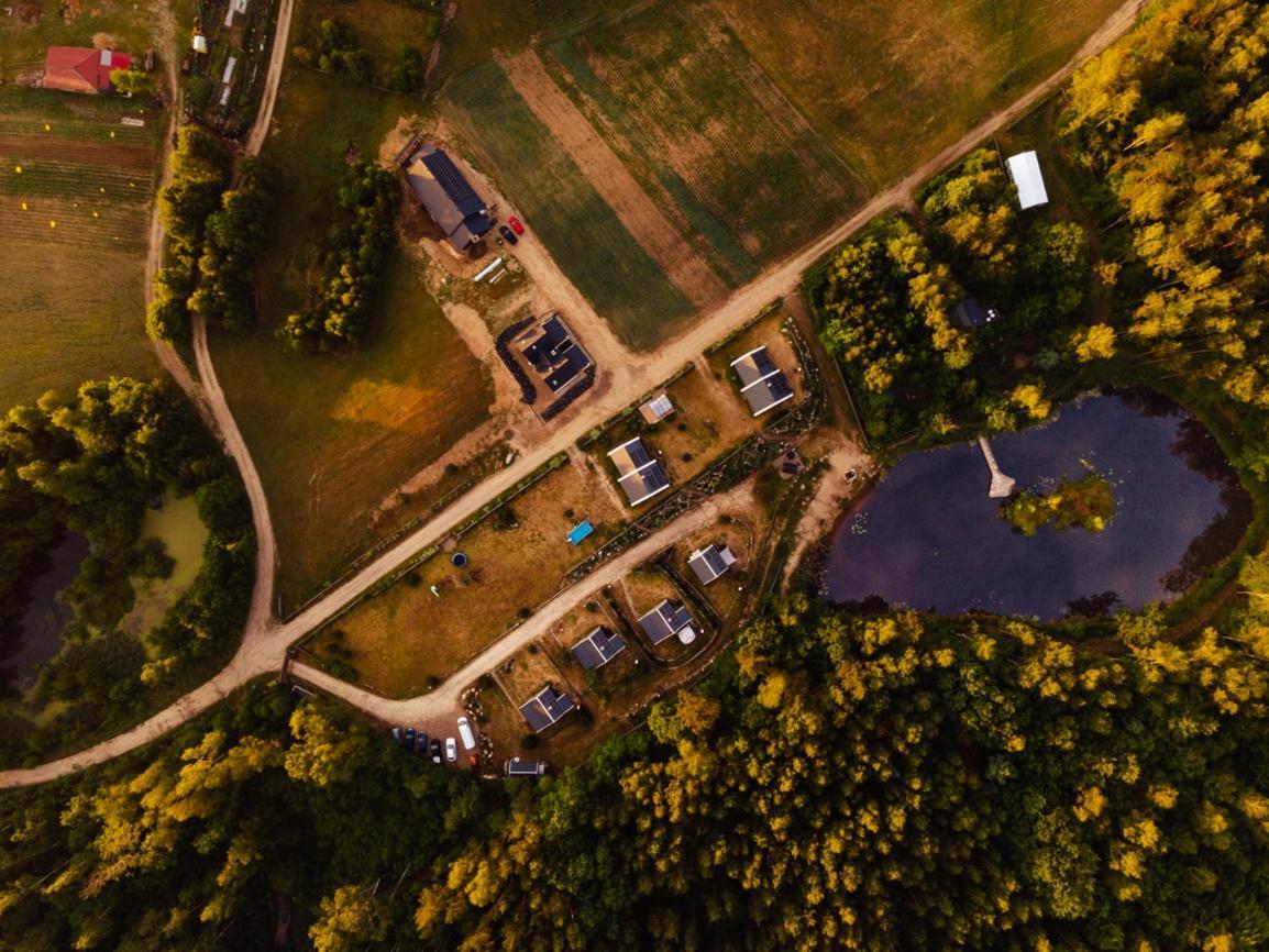 Osada Skoczkowo Komfortowe Domki Z Jacuzzi Nad Jeziorem- Sauna- Balia- Prywatny Staw Wedkarski Podiazy Buitenkant foto