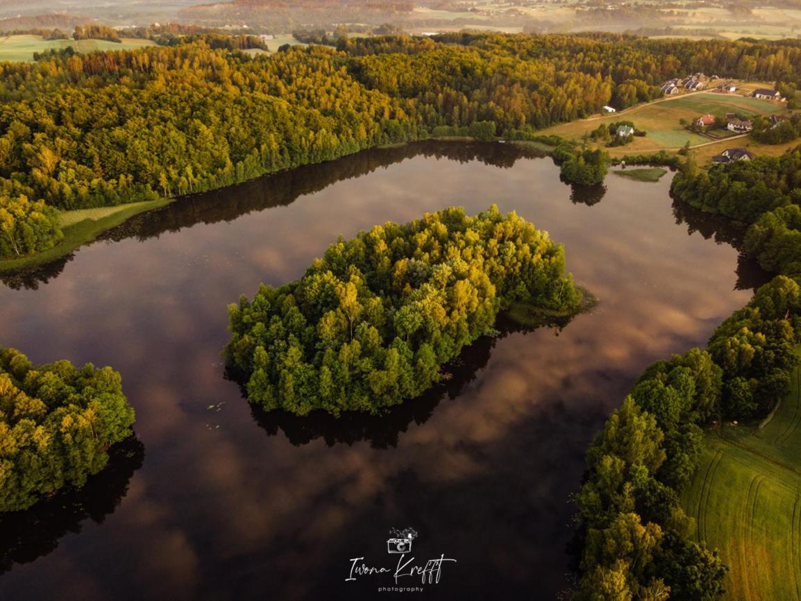 Osada Skoczkowo Komfortowe Domki Z Jacuzzi Nad Jeziorem- Sauna- Balia- Prywatny Staw Wedkarski Podiazy Buitenkant foto
