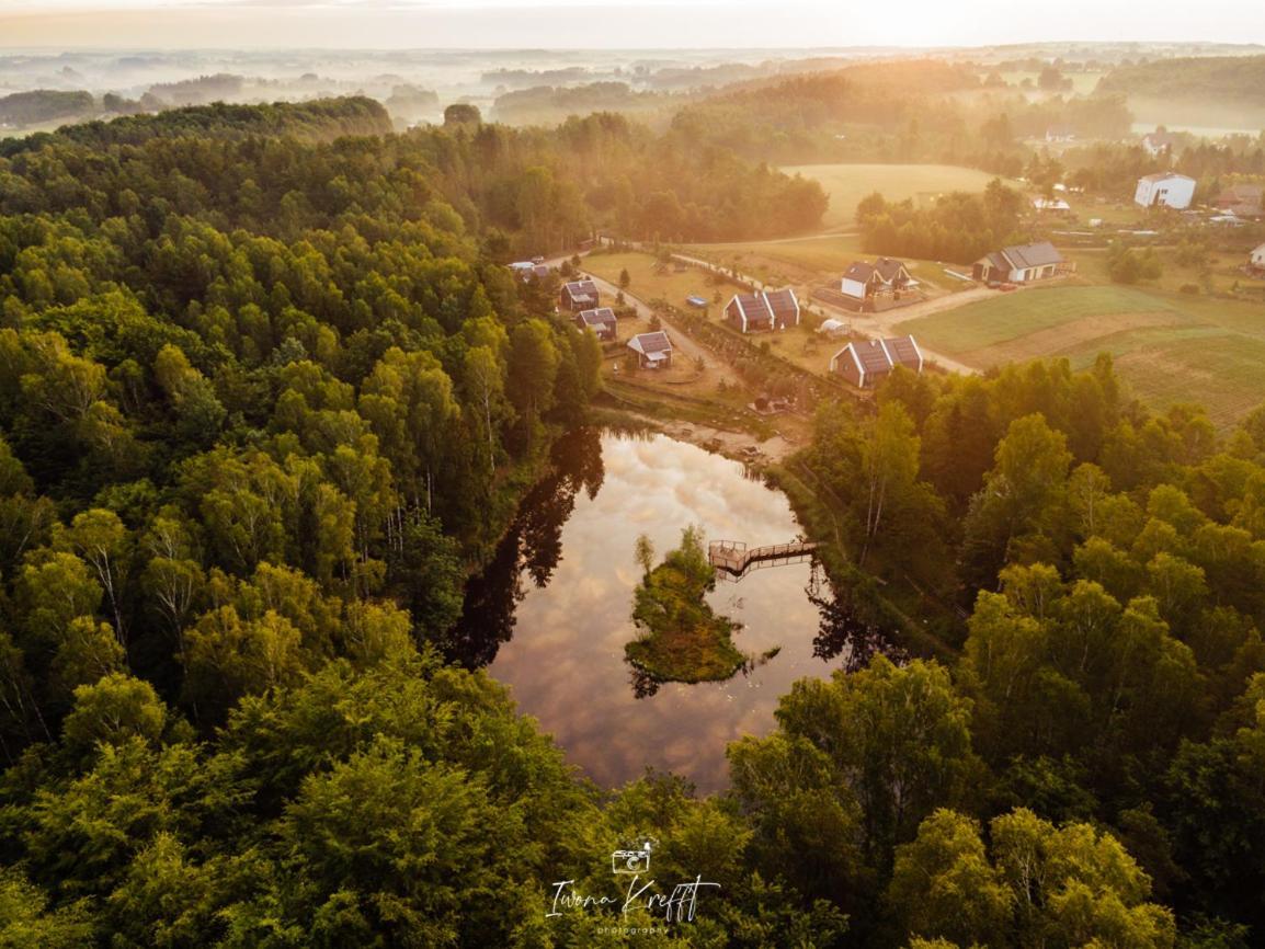 Osada Skoczkowo Komfortowe Domki Z Jacuzzi Nad Jeziorem- Sauna- Balia- Prywatny Staw Wedkarski Podiazy Buitenkant foto